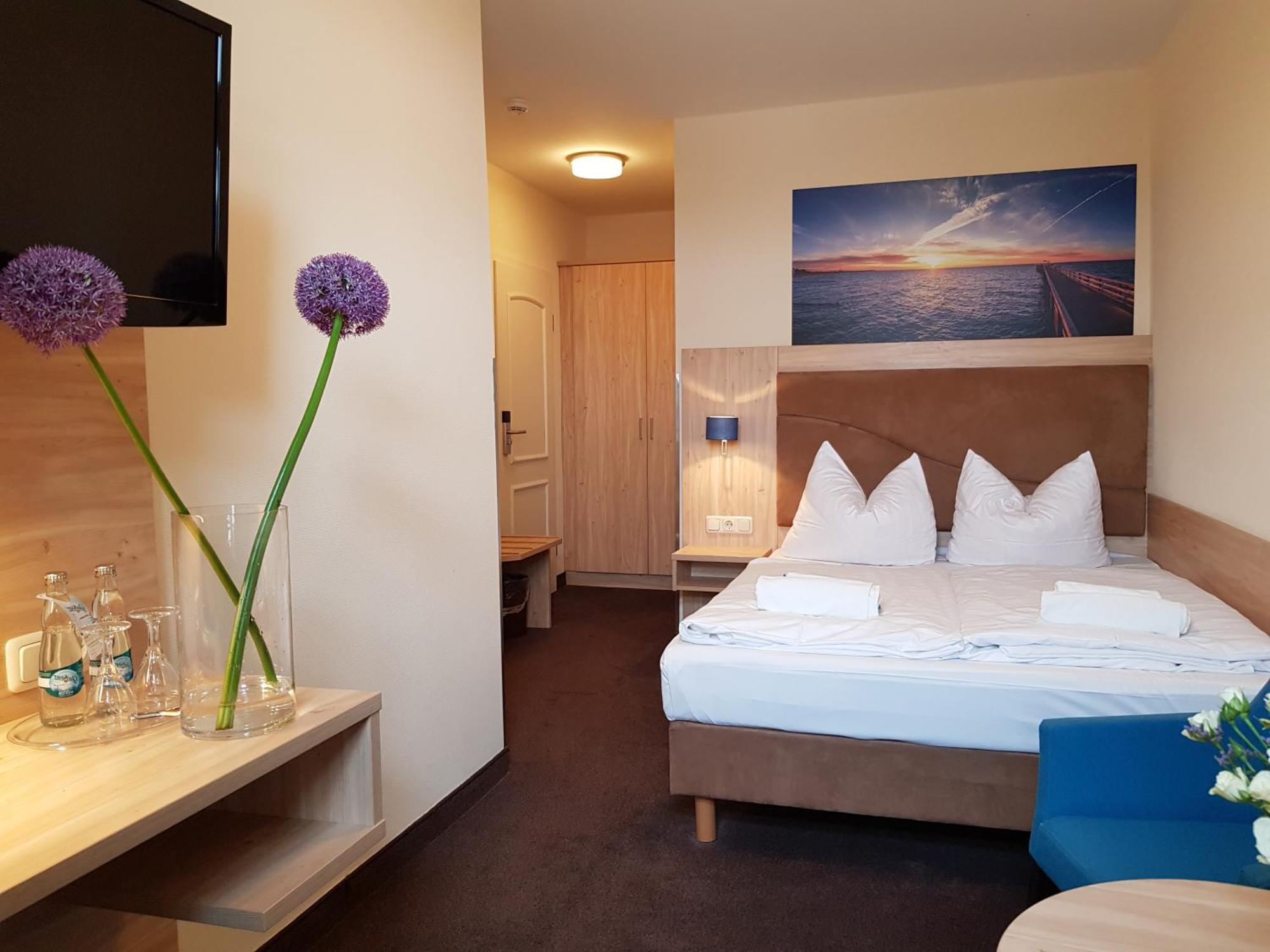 Hotel Am Alten Hafen Wismar Exterior photo