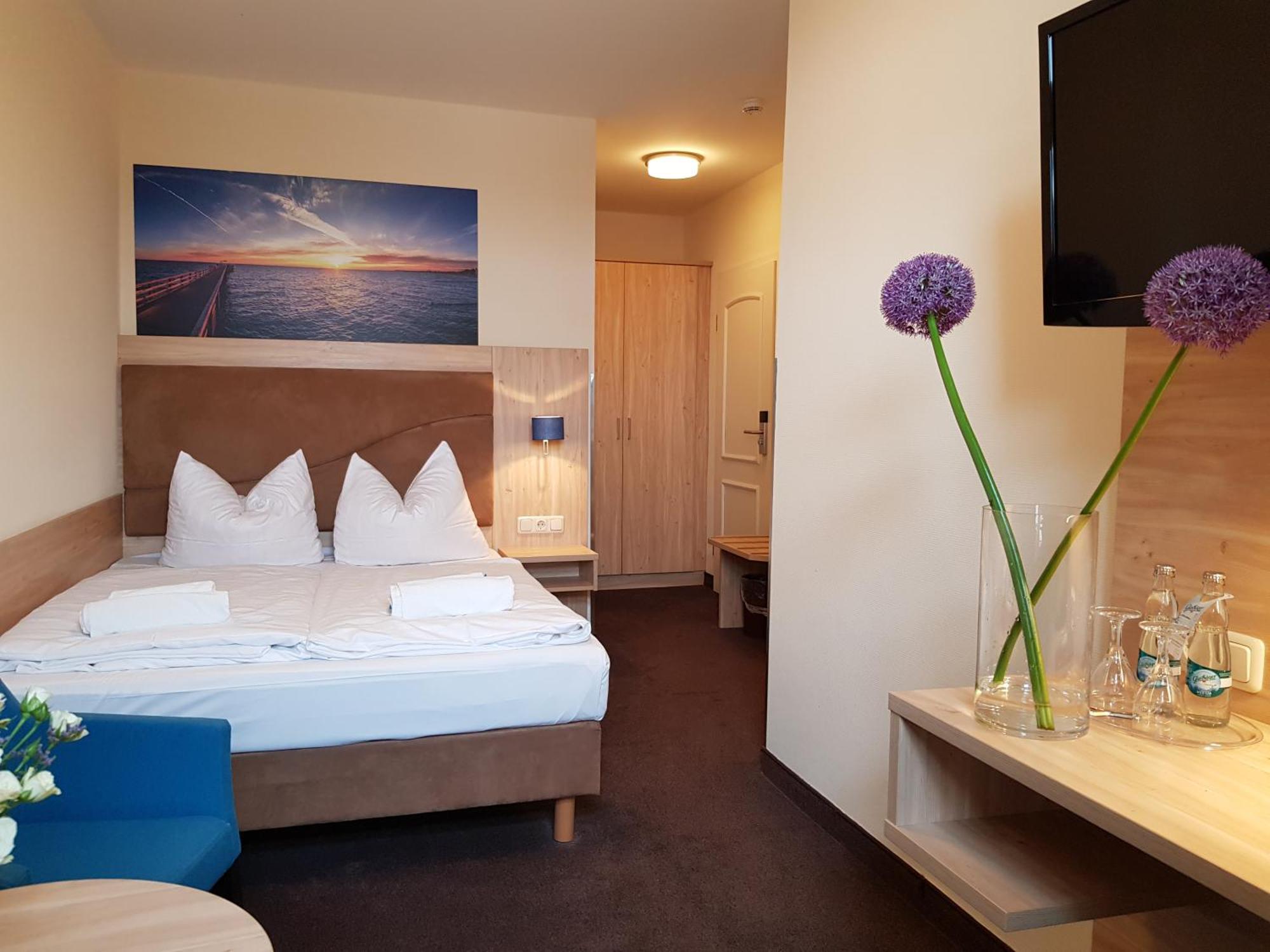 Hotel Am Alten Hafen Wismar Exterior photo